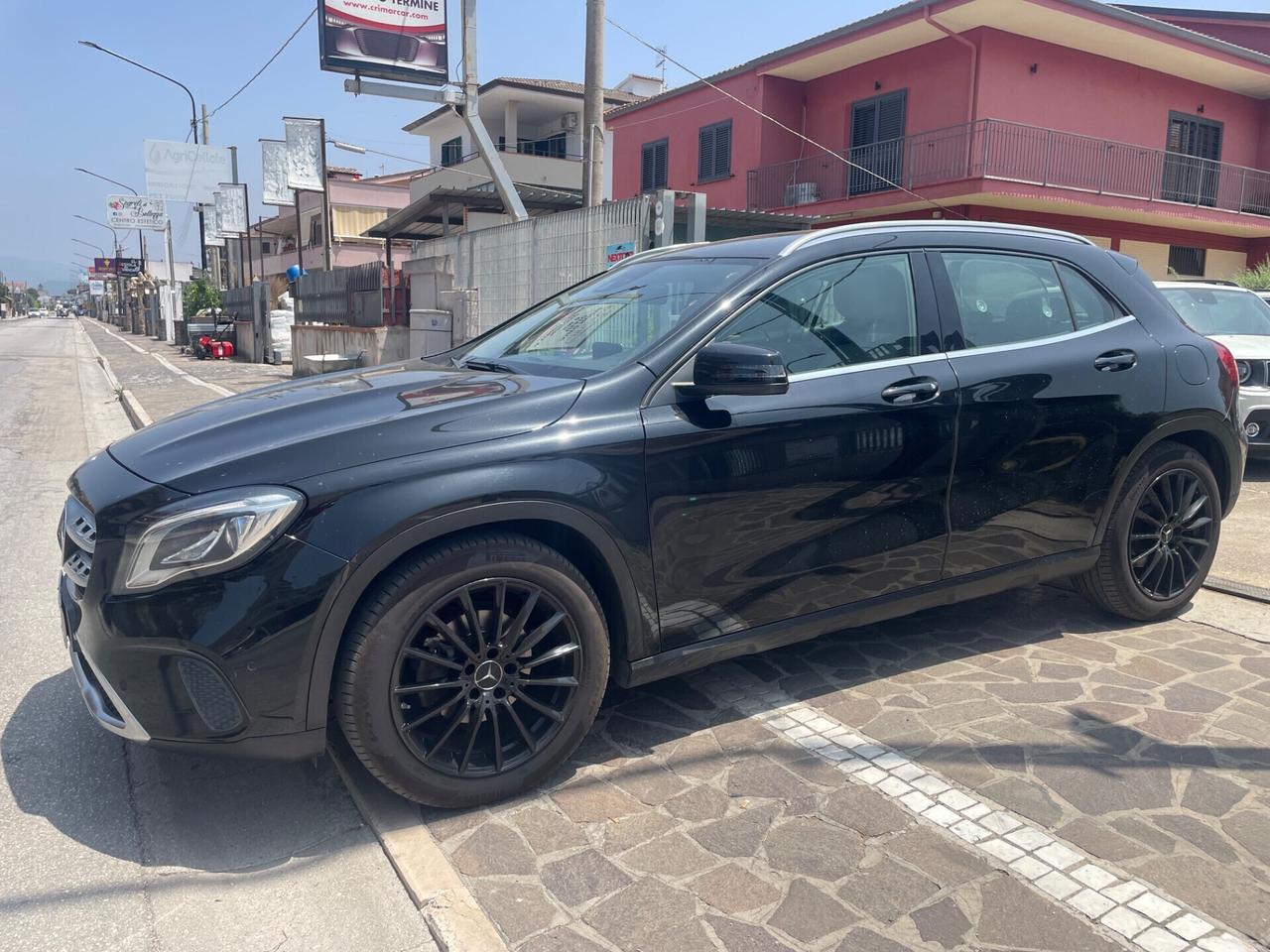 Mercedes-benz GLA 180 SPORT