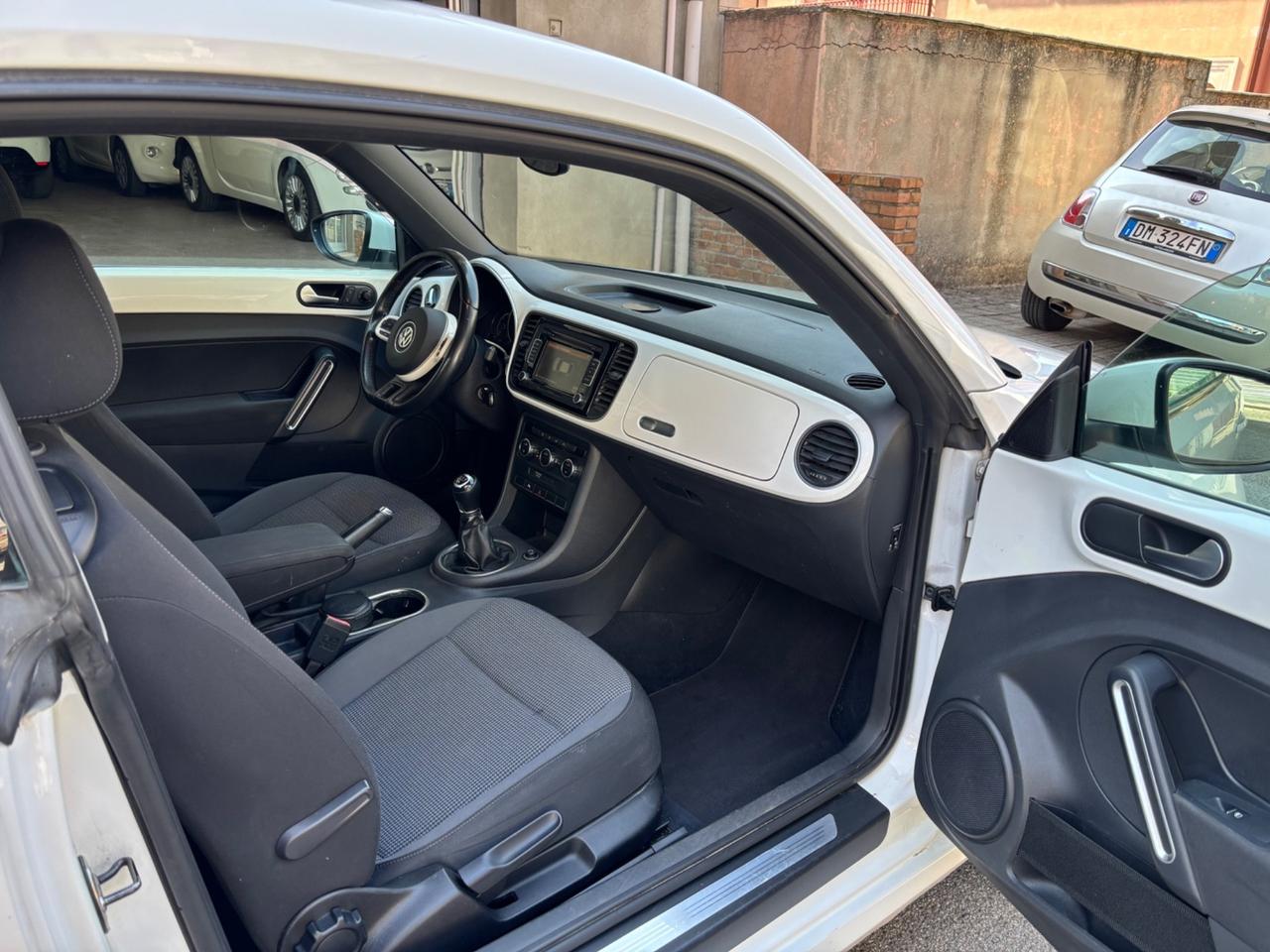 Volkswagen Maggiolino 1.6 TDI Design