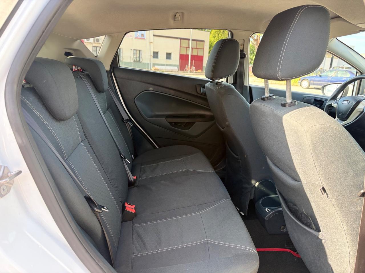 Ford Fiesta 1.4 TDCi 2010 Titanium x neopatentati