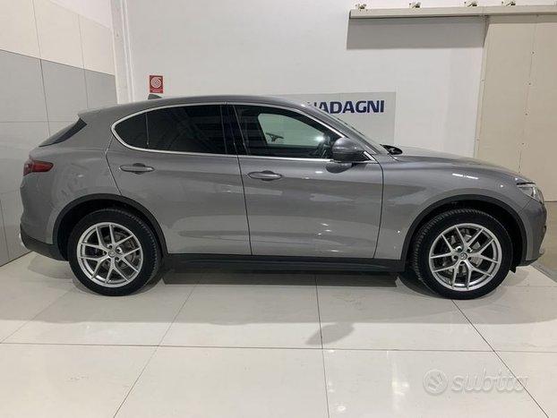 Alfa Romeo Stelvio 2.2 TD 210CV AT8 Q4 EXECUTIVE