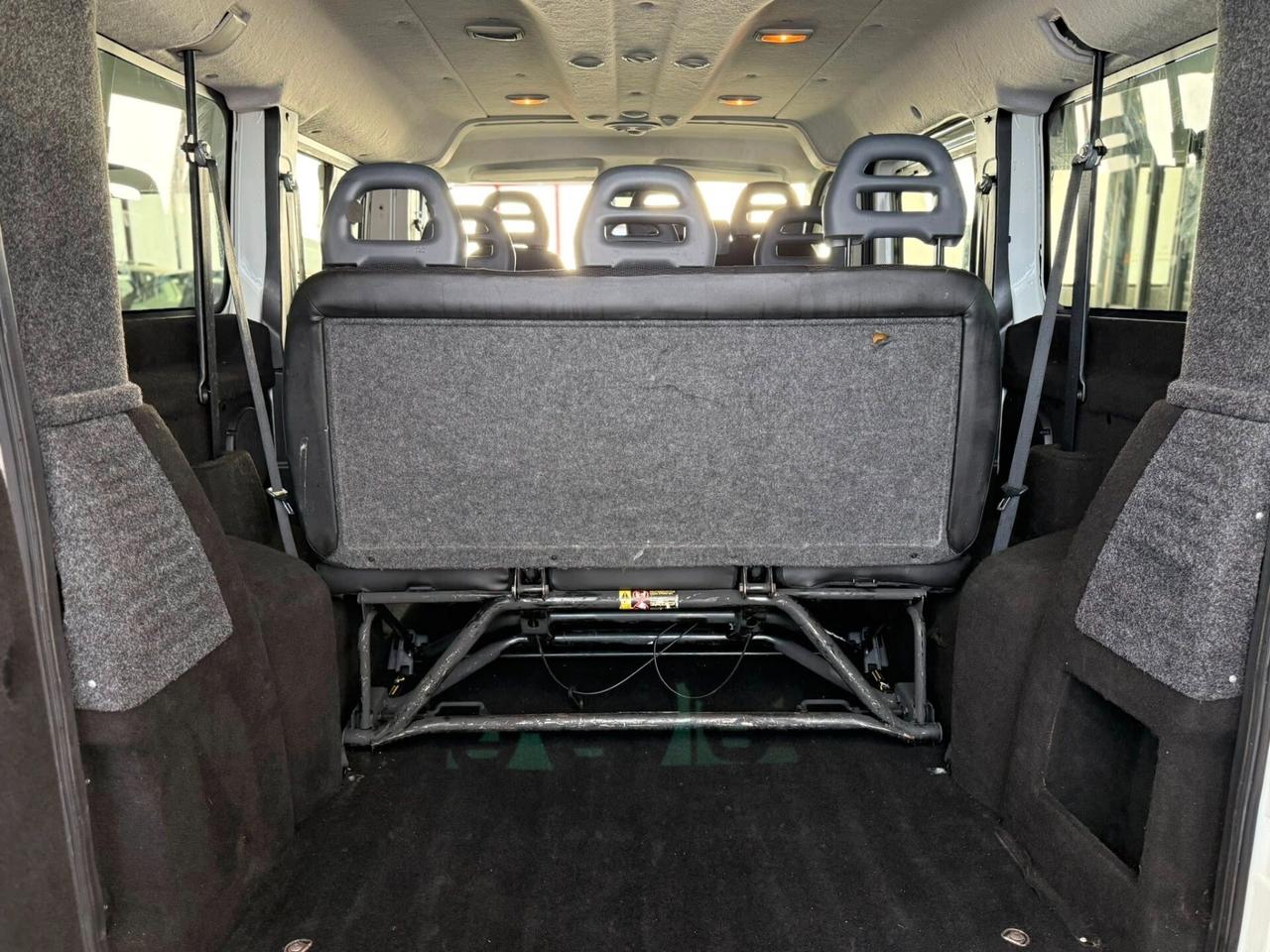 Citroen Jumper 30 2.2 e-HDi-130 PC-TN Atlante 9posti trasporto persone autovettura