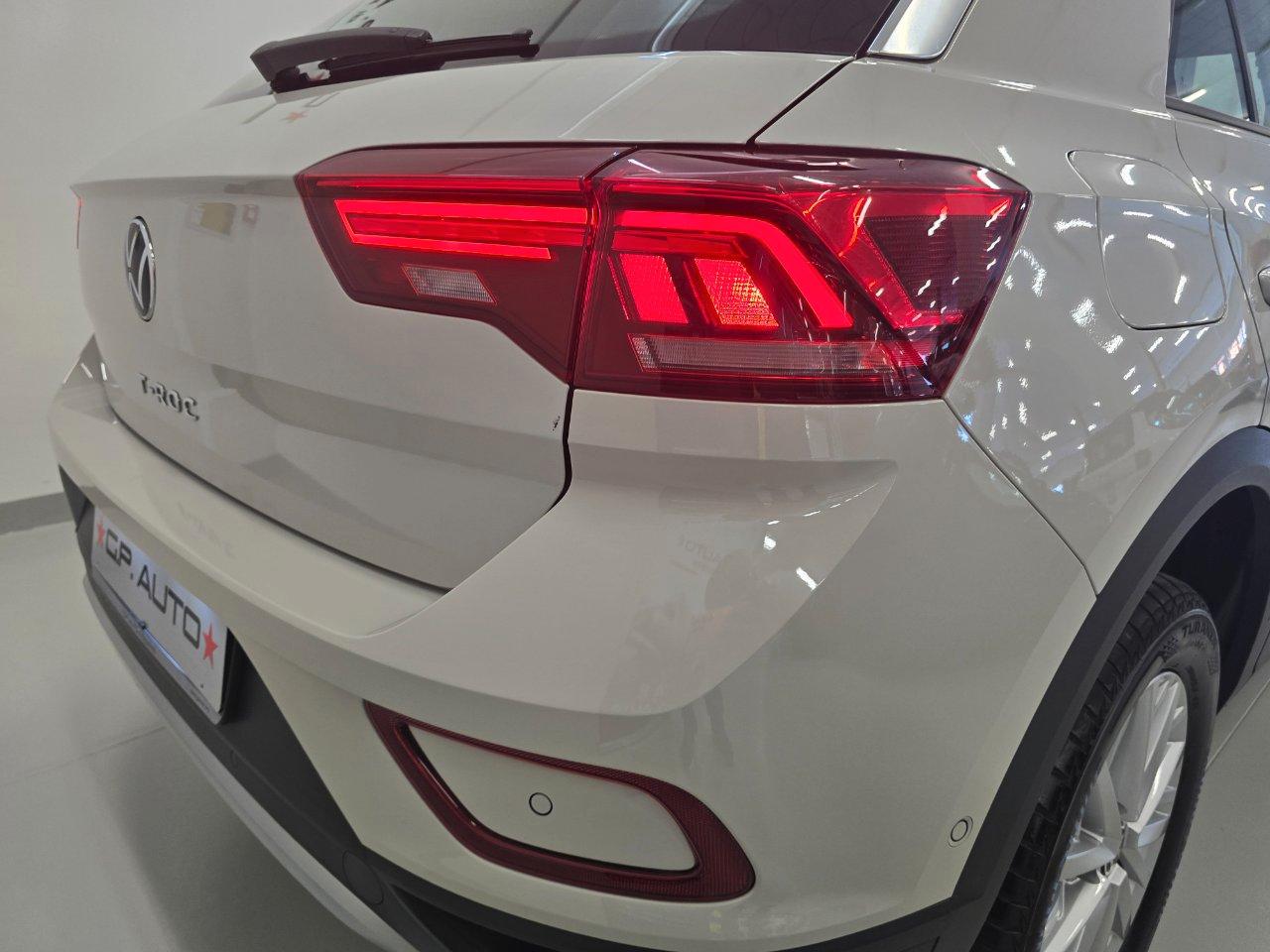 Volkswagen T-Roc 1.0 tsi Life 110cv