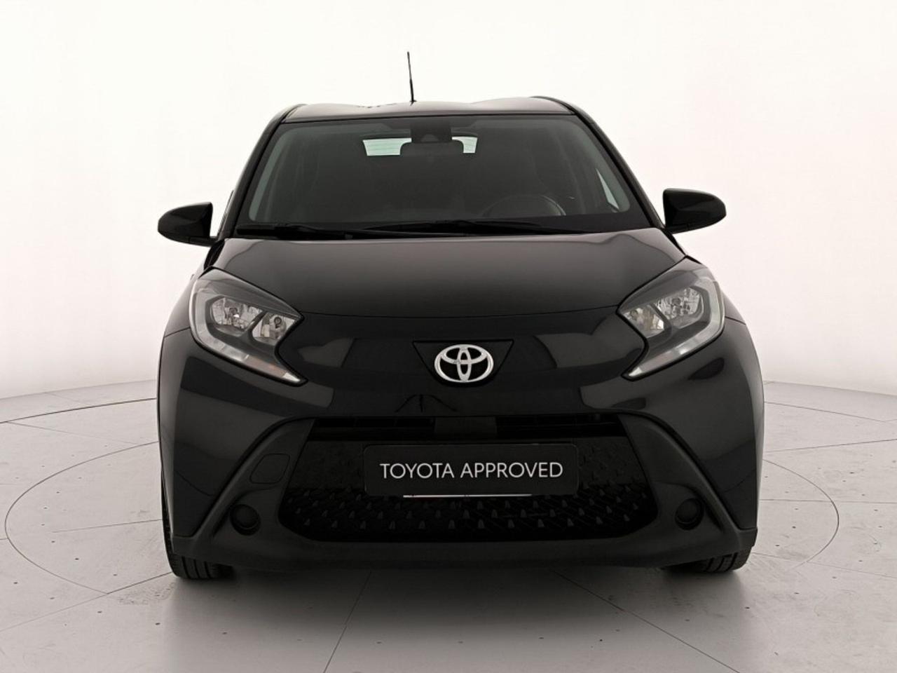 Toyota Aygo x 1.0 active 72cv
