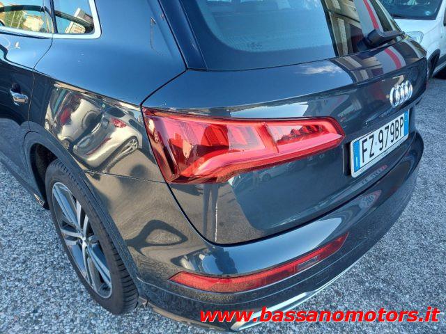 AUDI Q5 40 TDI quattro S tronic Design S-LINE ESTERNO