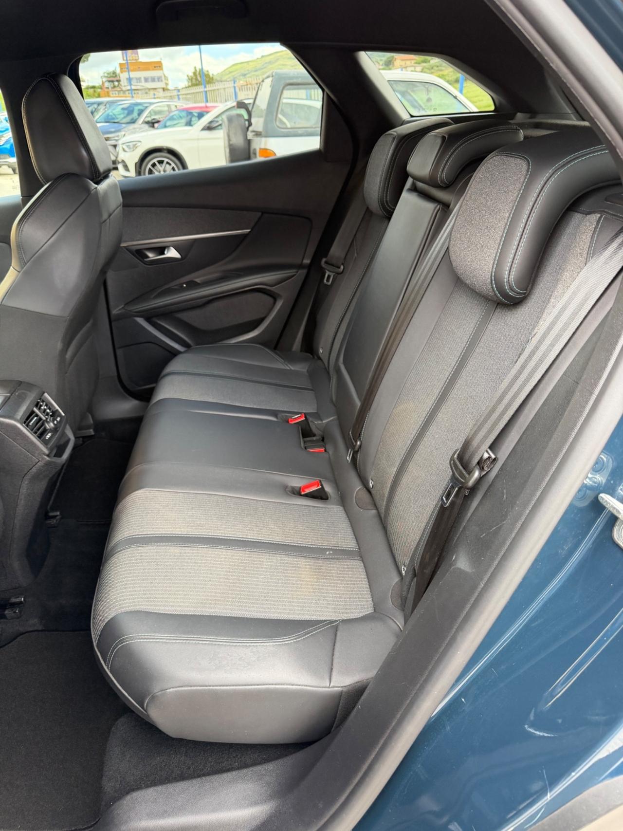 Peugeot 3008 1.5 BlueHDi 130 EAT8 Allure Pack 2023