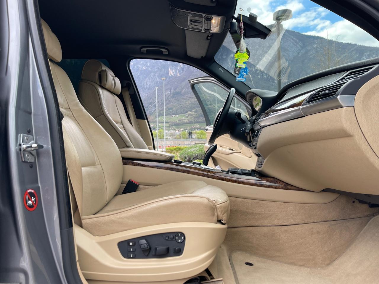 Bmw X5 3.0d 235cv ,,IMMACOLATA” 7 posti Gancio 3500kg