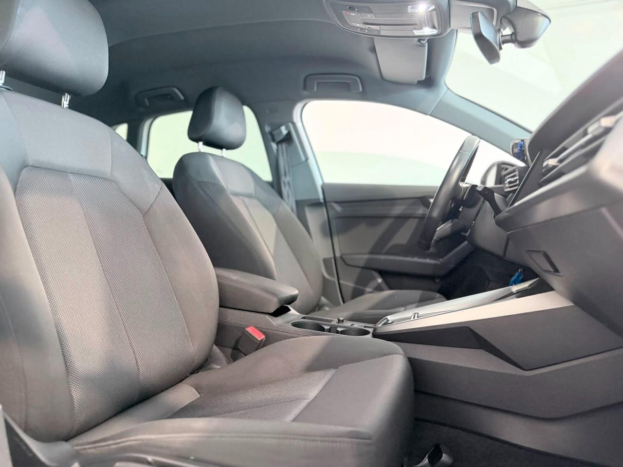 Audi A3 30TDI SPORTBACK 116CV AUTOMATICA