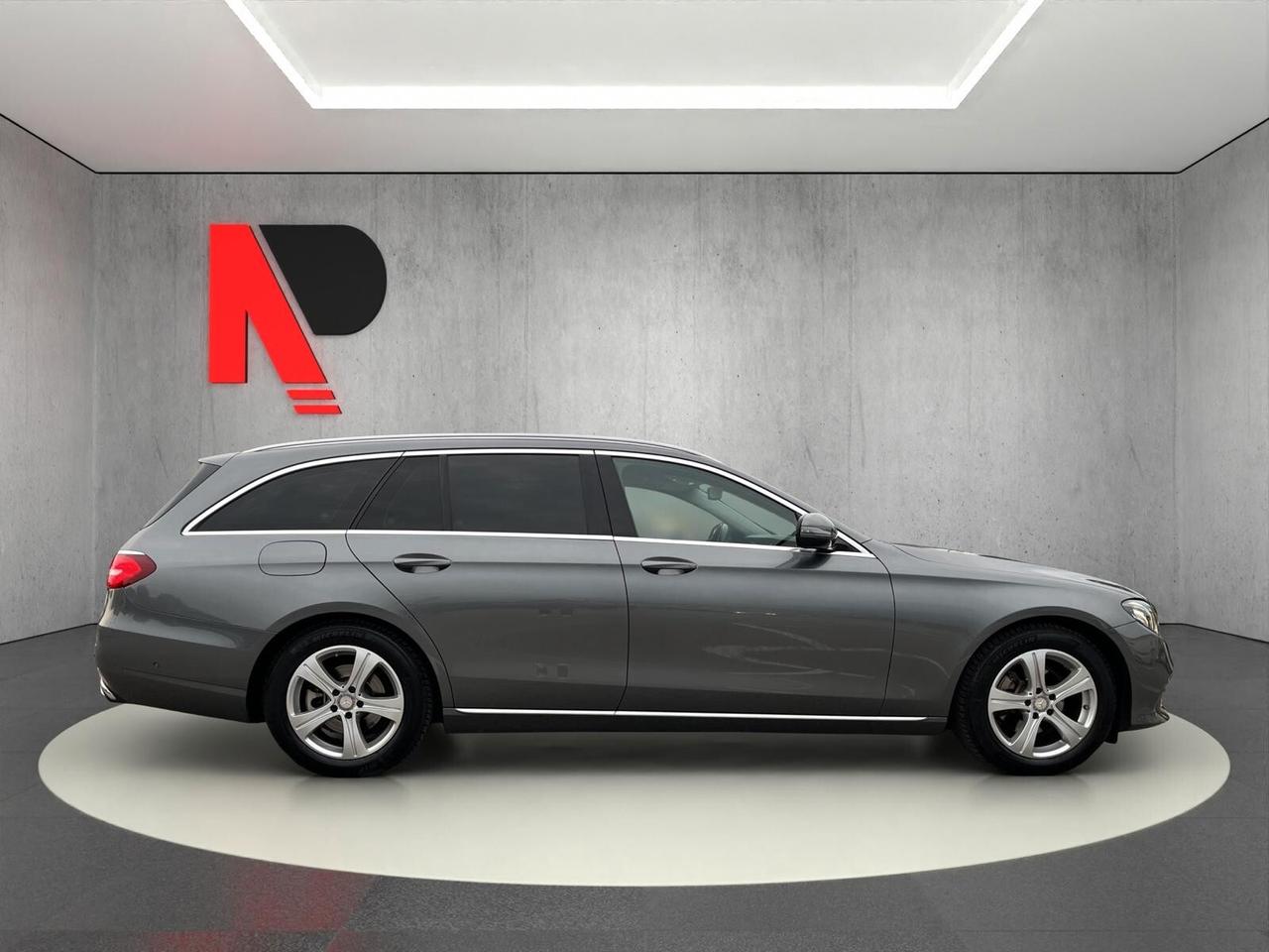 Mercedes-benz E 220 d S.W. Auto Business Sport