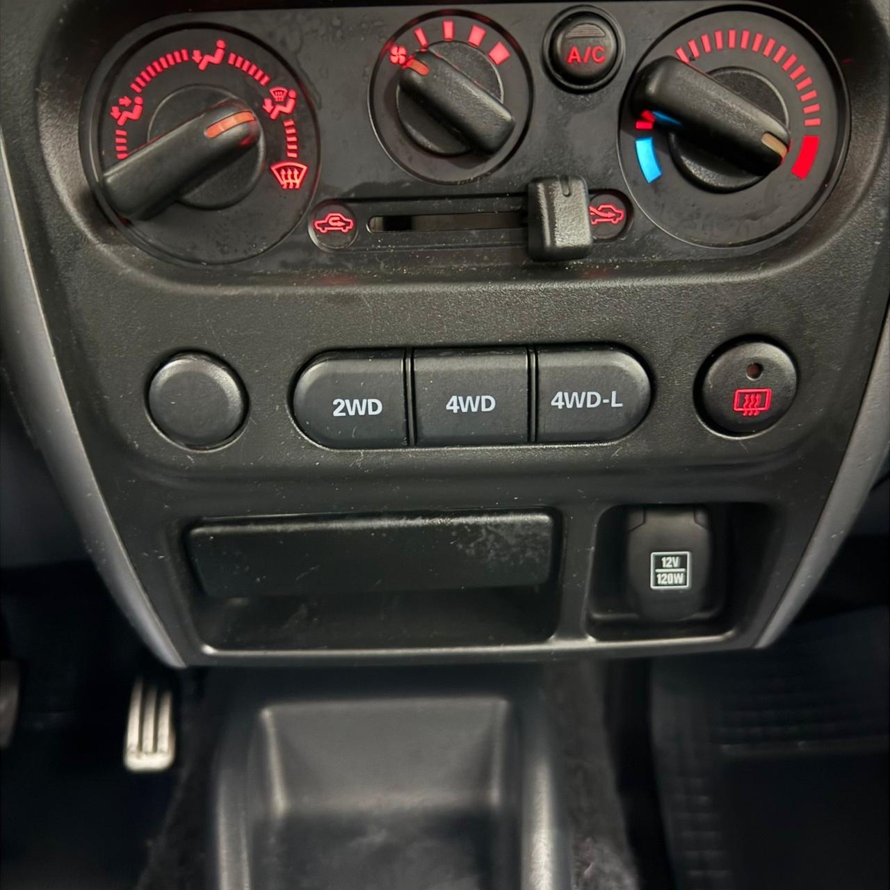 Suzuki Jimny 1.3 4WD Evolution Plus