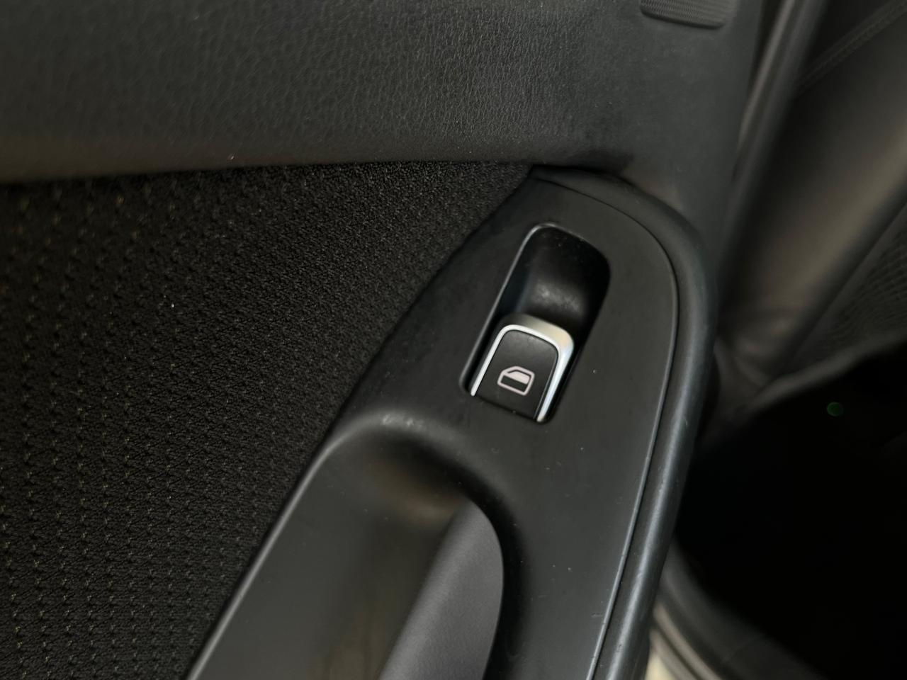 Audi A4 Avant 2.0 TDI 177CV quattro Business Plus