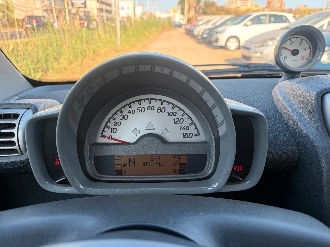 SMART FORTWO 451 800CDI 45CV 180.000 KM ADATTA NEOPATENTATI
