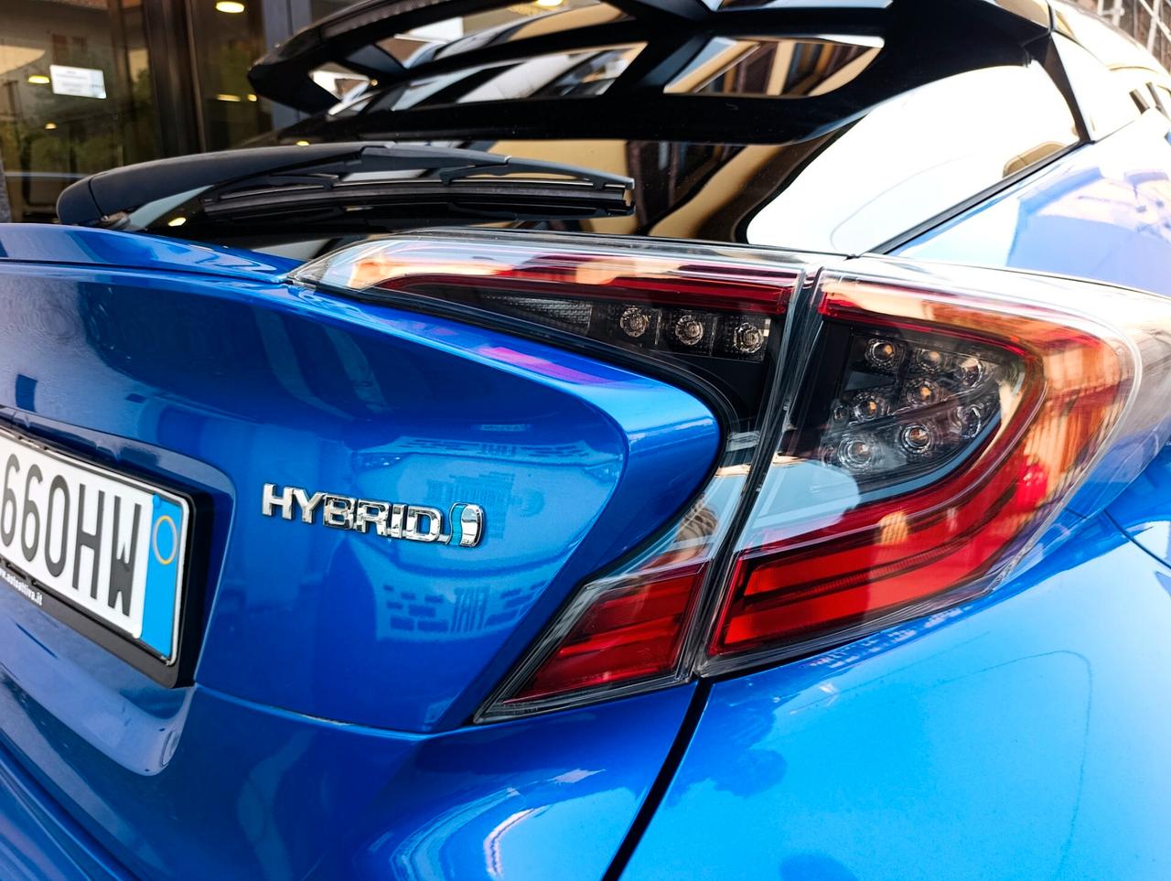 Toyota C-HR 1.8 Hybrid E-CVT Trend tagliandata Toyota