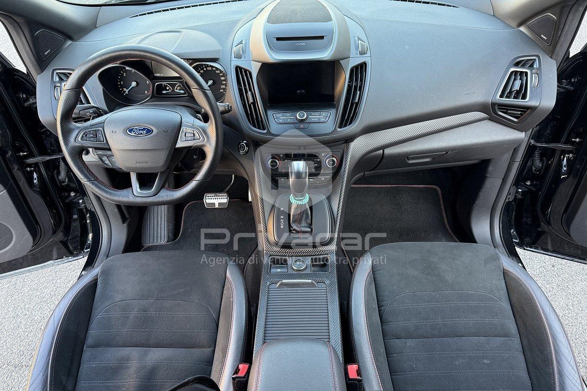 FORD Kuga 2.0 TDCI 150 CV S&S 4WD Powershift ST-Line