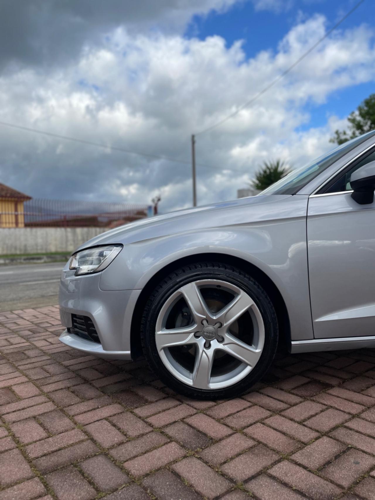 Audi A3 SPB 1.6 TDI 116 CV Business