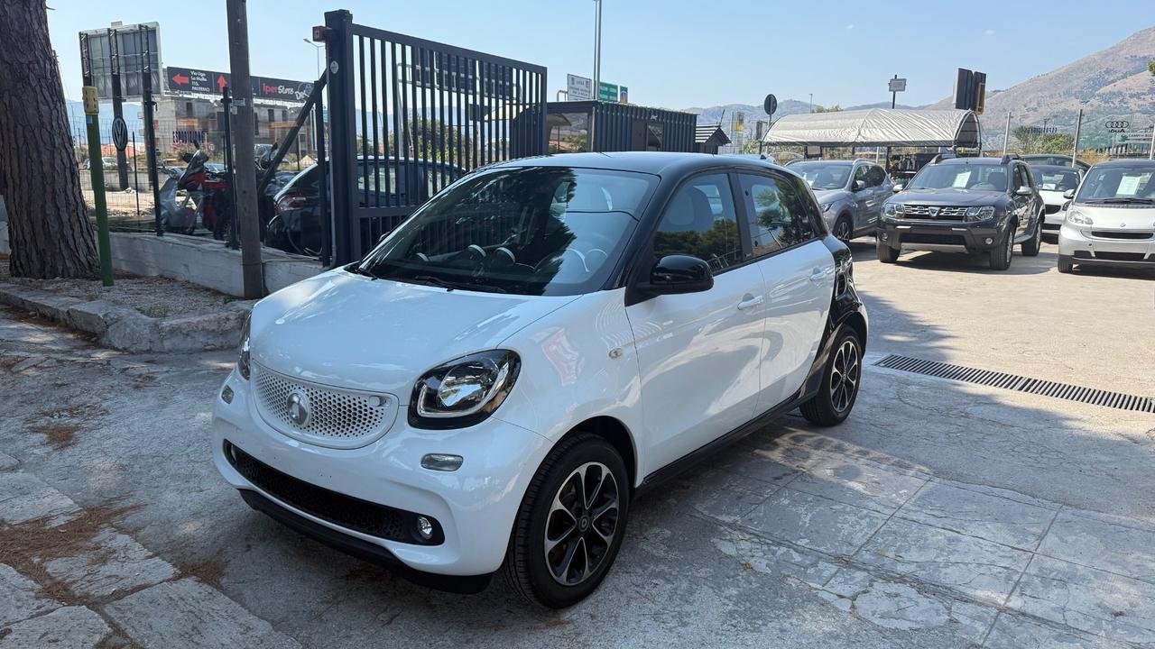 Smart ForFour 70 1.0 Passion