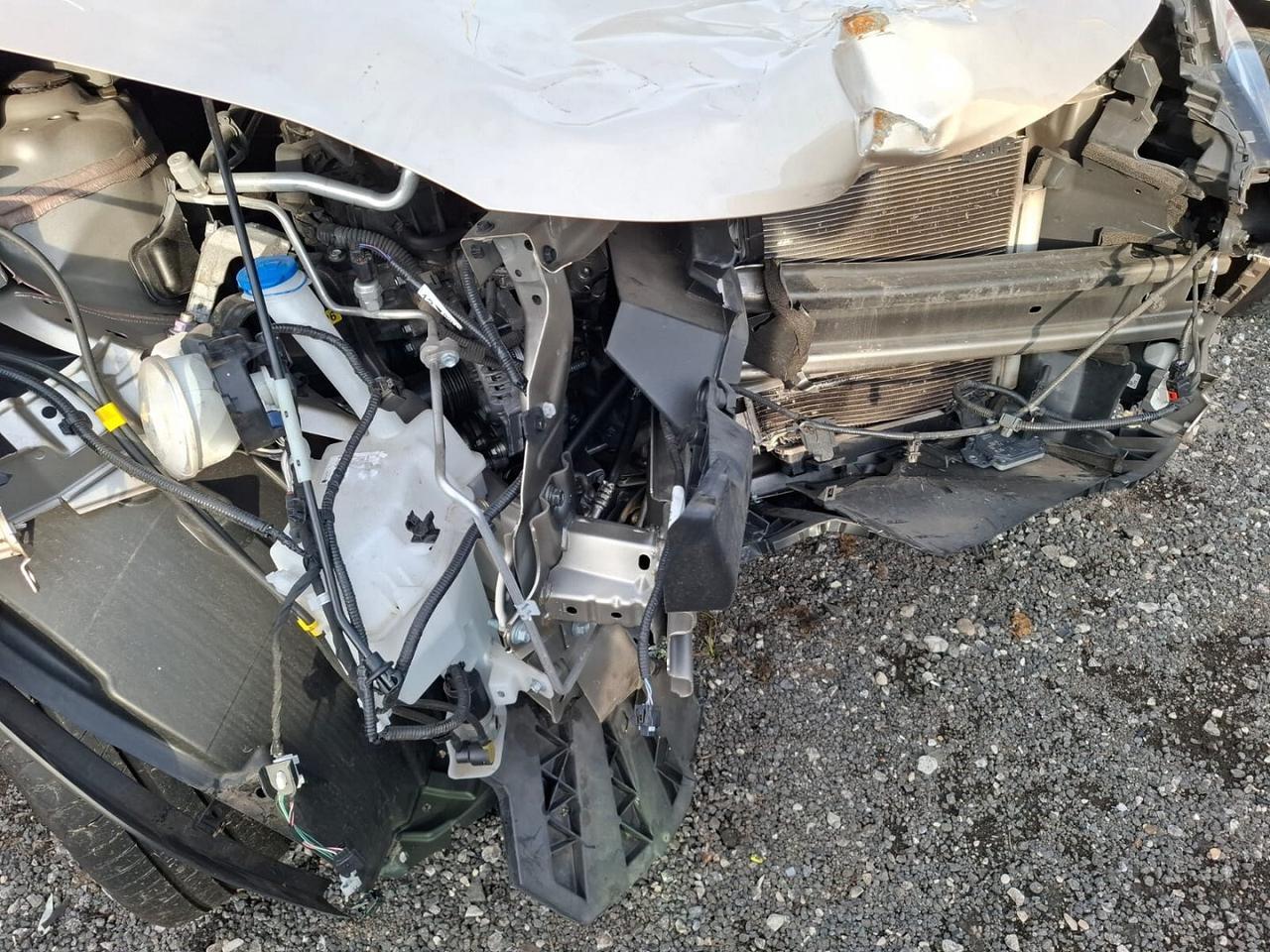 AYGO X POCHI KM SINISTRATA 2022 AUT