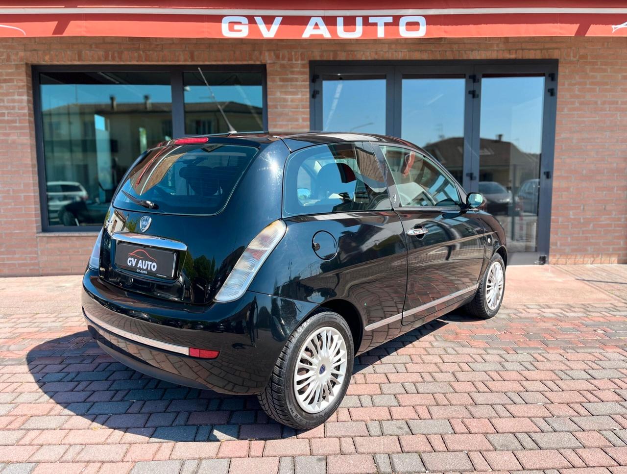 Lancia Ypsilon 1.2 Oro Plus
