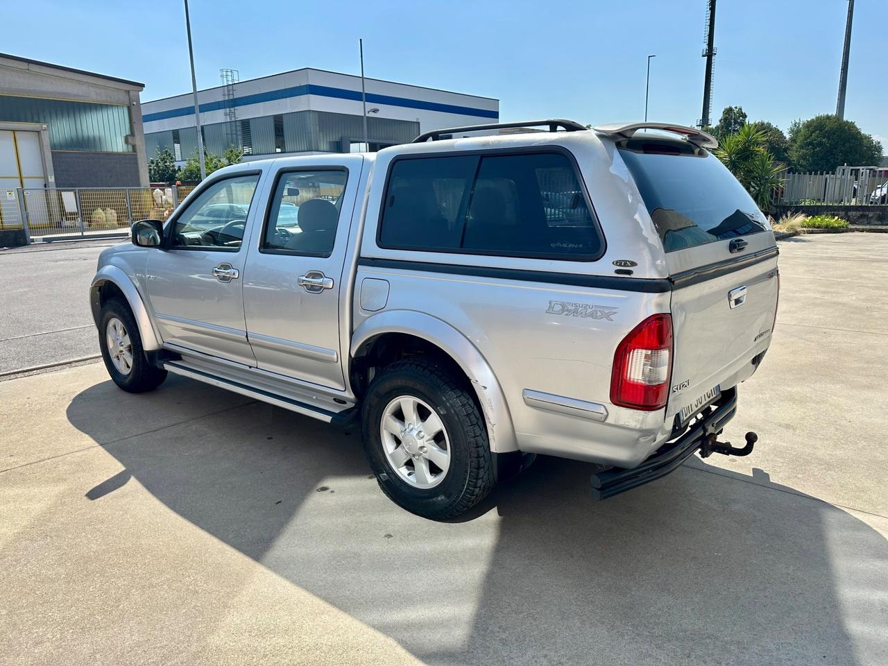 Isuzu D-Max 3.0 TD cat Crew Cab 4WD Pup LS Roadm.Aut