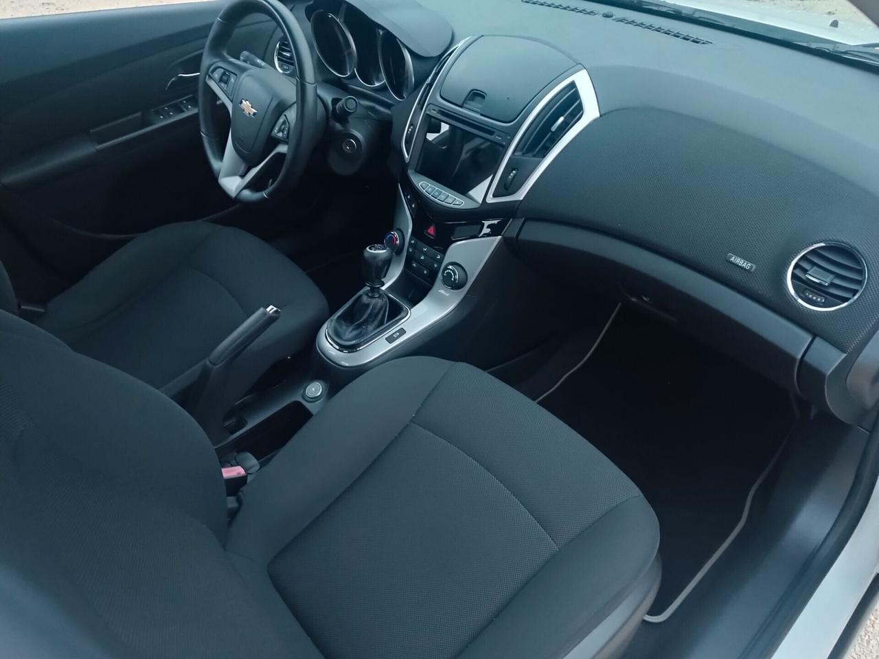 Chevrolet Cruze 1.8 5 porte LT GPL