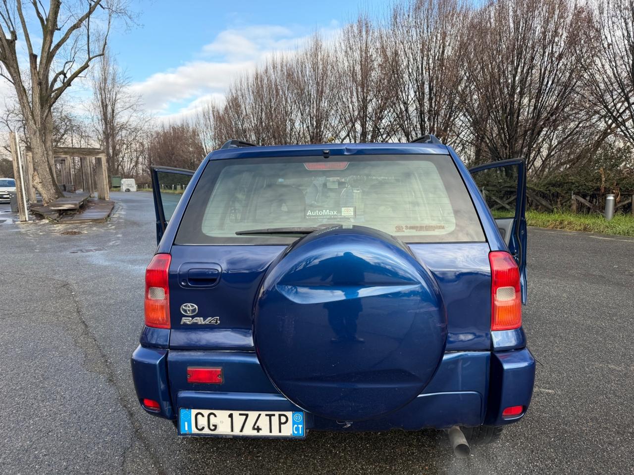 Toyota RAV 4 RAV4 2.0 16V cat 5 porte Sol