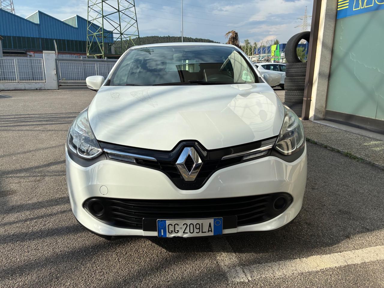 Renault Clio 1.2 75CV 5 porte Wave