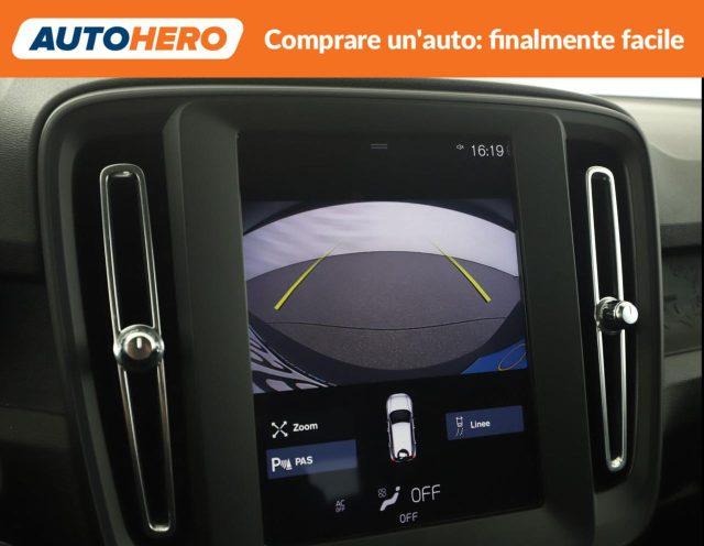 VOLVO XC40 T3 Momentum Core
