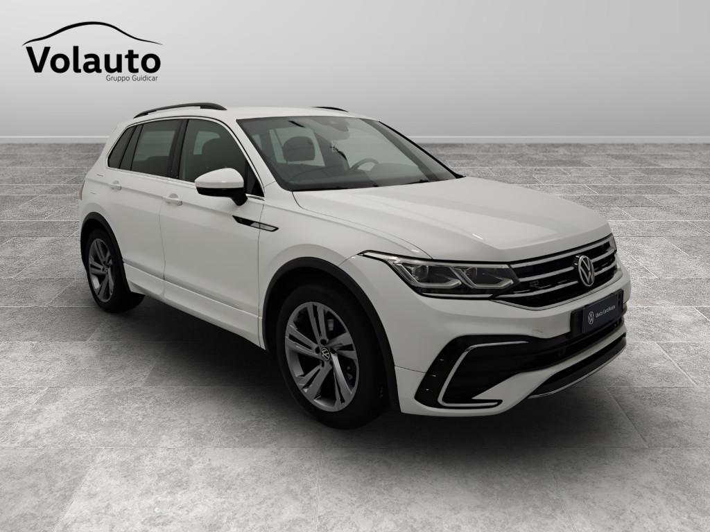 VOLKSWAGEN Tiguan II 2021 - Tiguan 1.5 tsi R-Line 150cv dsg