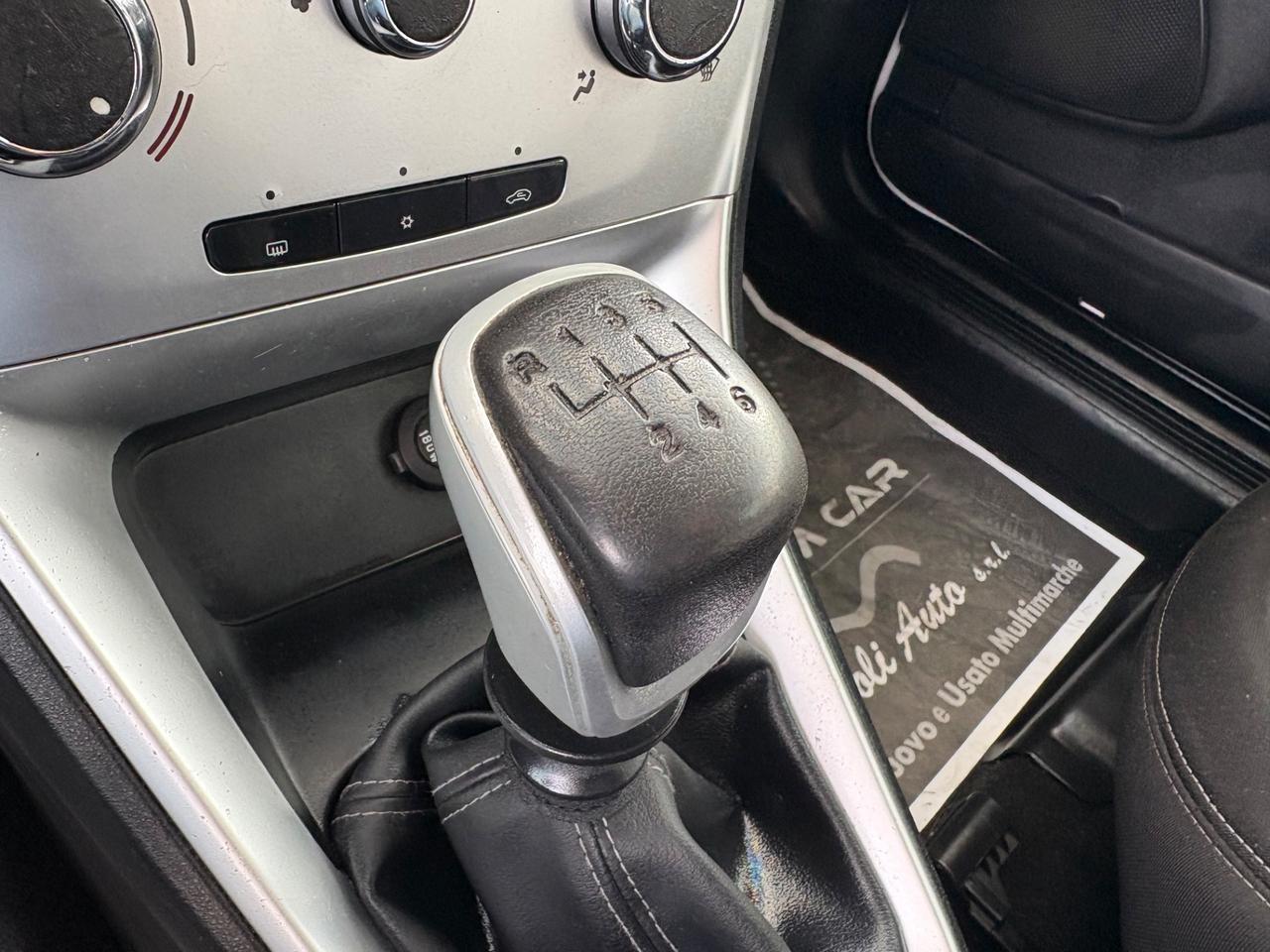 Lancia Delta 1.6 MJT DPF 105 CV Silver