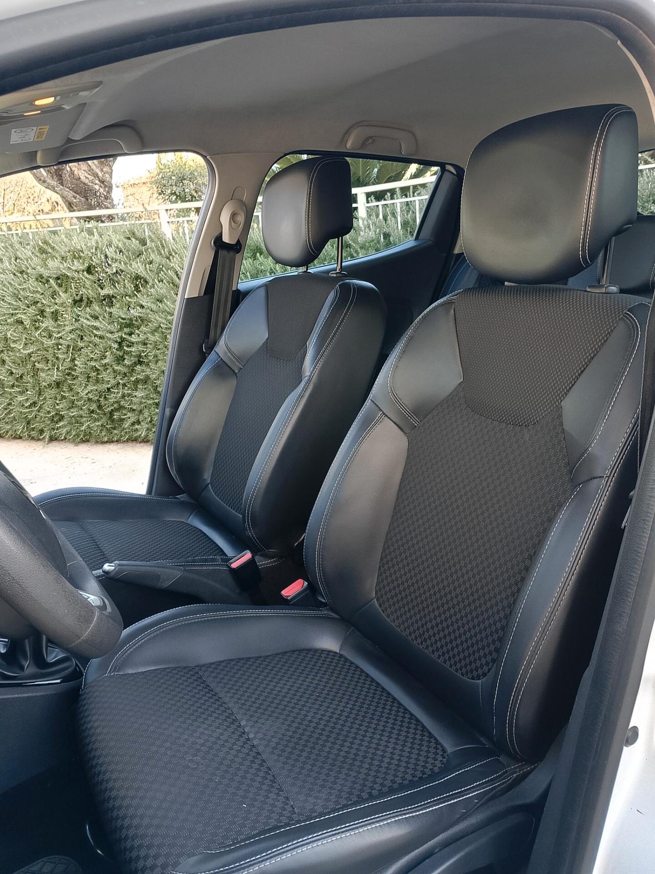 Renault Clio dCi 8V 90 CV 5 porte Duel2