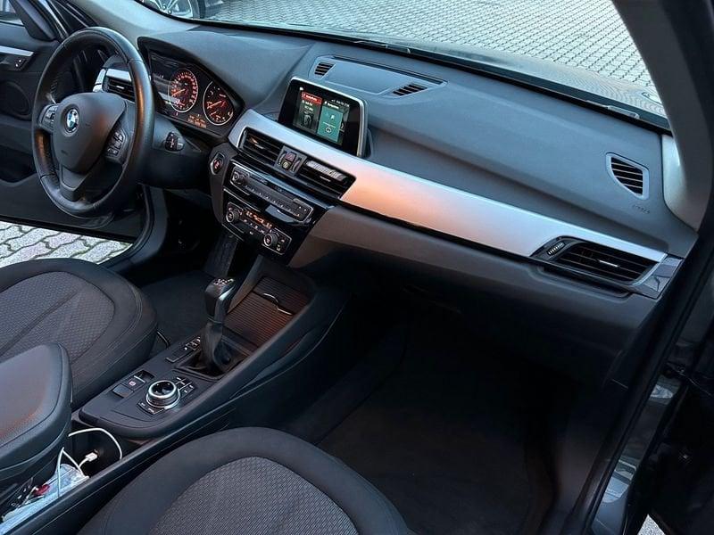 BMW X1 sDrive 18d Business GANCIO TRAINO NEOPATENTATI