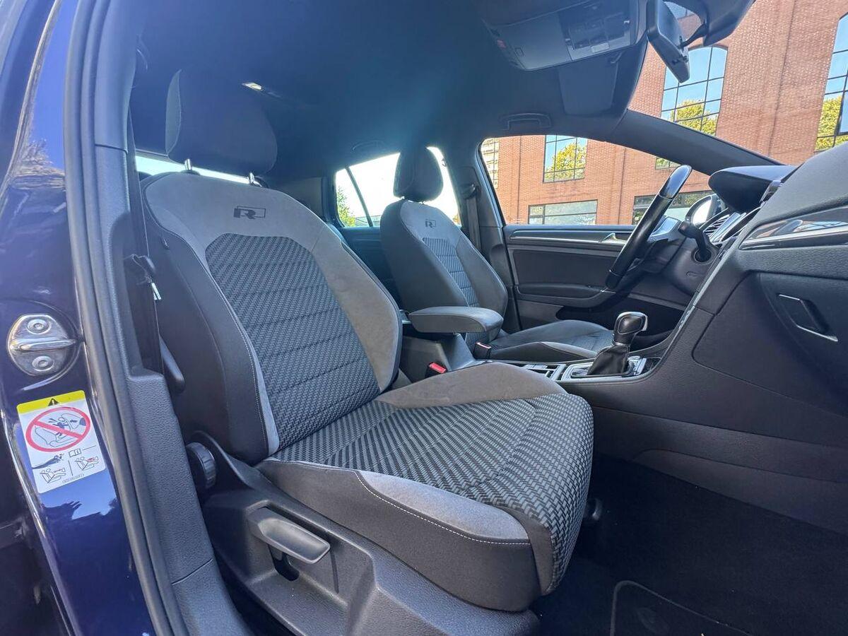 Volkswagen Golf 1.5 tsi Sport 150cv dsg