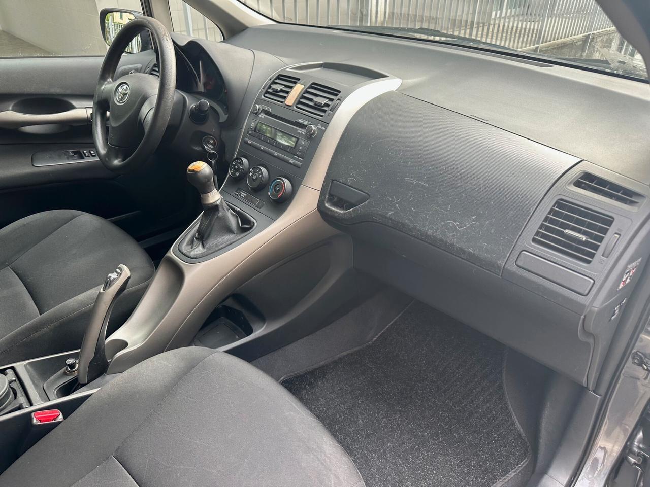 Toyota Auris 1.4 D-4D 5 porte Sol*NEOPATENTATI