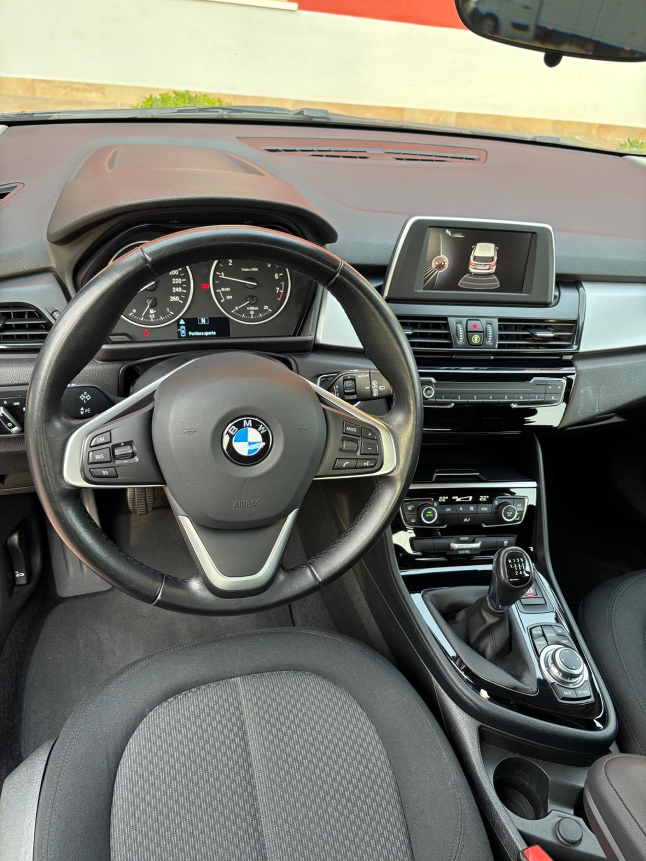 Bmw 2er Active Tourer 218i Luxury