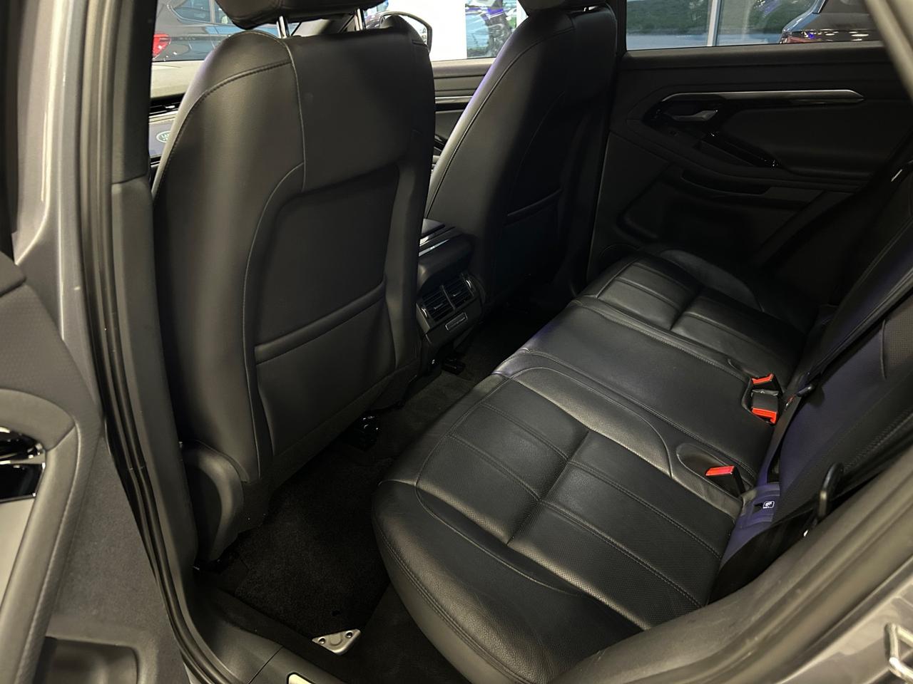 Land Rover Range Evoque 2.0D I4 180 CV AWD Auto R-Dynamic SE