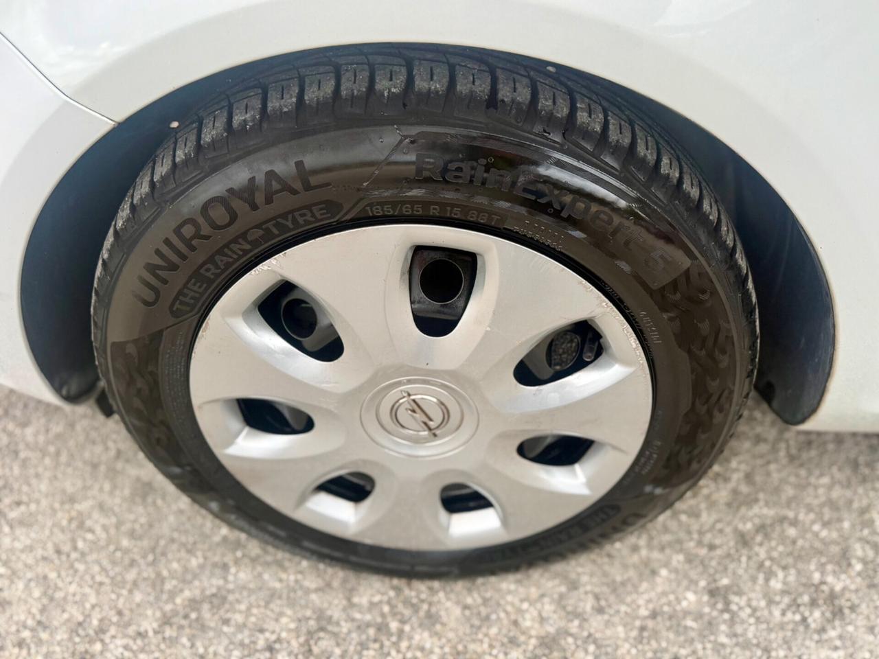 Opel Corsa 1.0 Benzina 65cv NEOPATENTATI OK