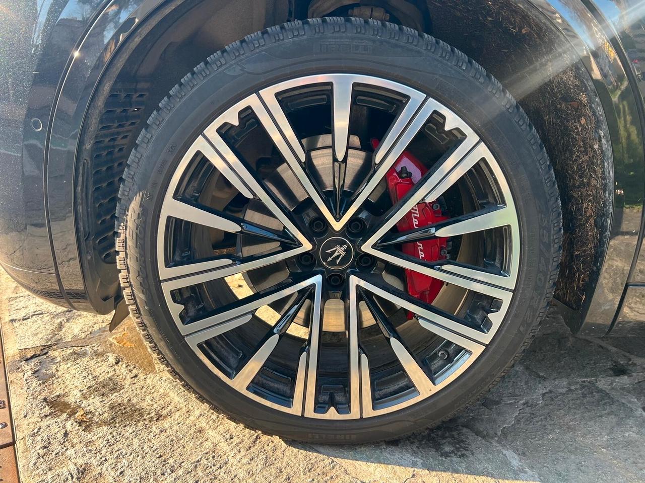 MASERATI GRECALE MHEV 330cv AWD MODENA