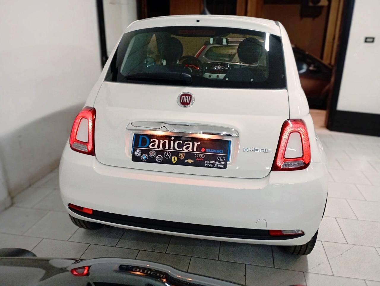 Fiat 500 1.0 Hybrid Red