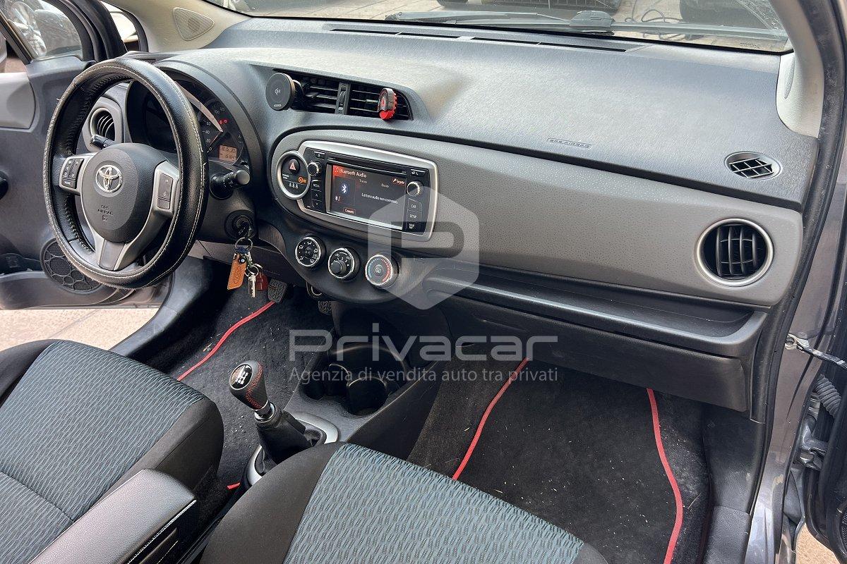 TOYOTA Yaris 1.0 5 porte