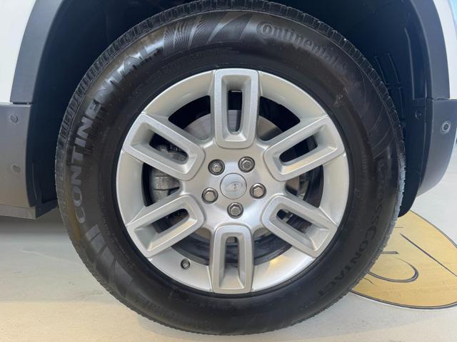 LAND ROVER Defender 110 2.0 SD4 AWD SE 36 MESI GARANZIA