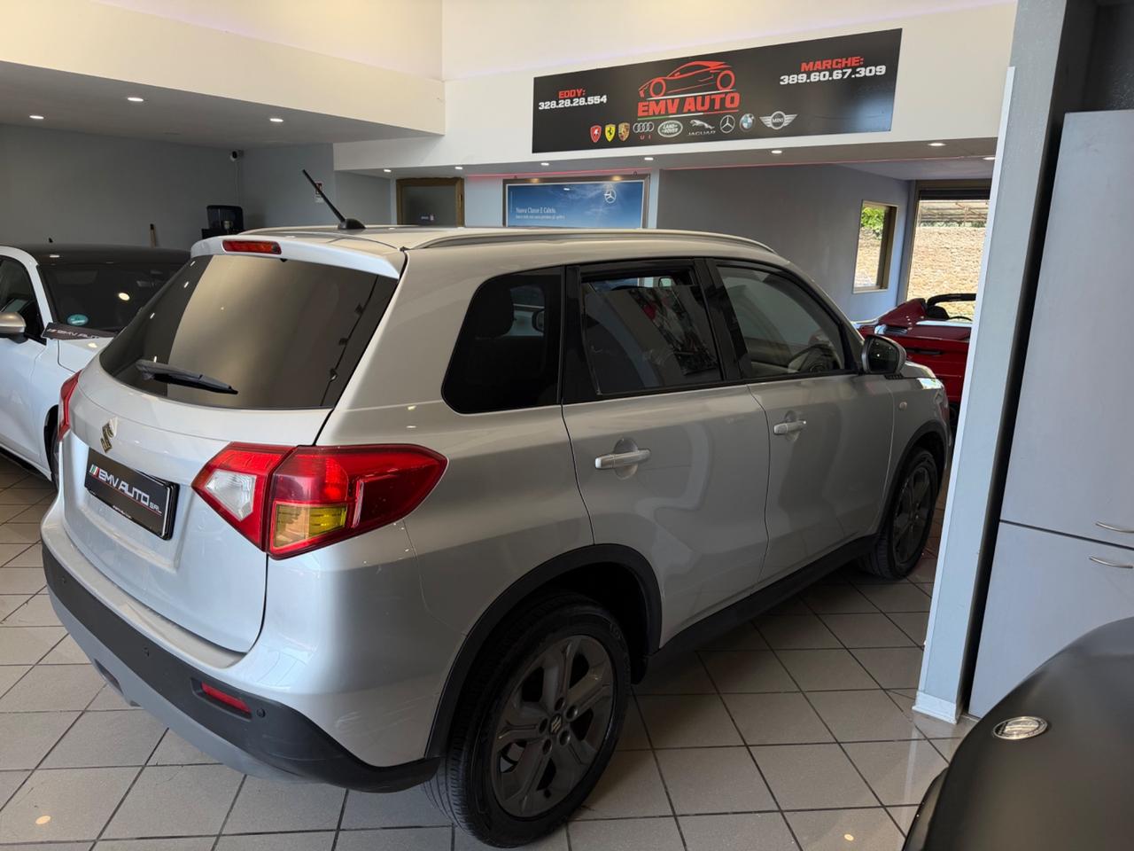 SUZUKI Vitara (2015) (2015) Vitara 1.6 DDiS V-Top (88 kw)