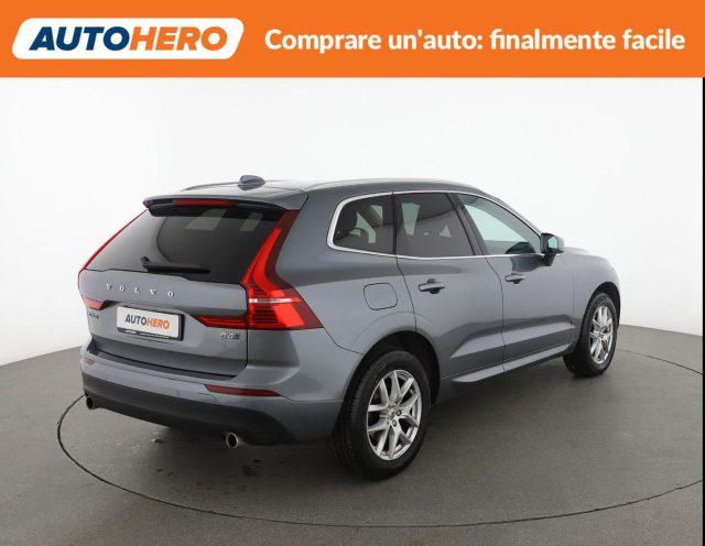 VOLVO XC60 B4 (d) AWD Geartronic Momentum Pro