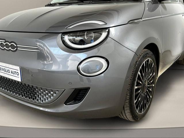 FIAT 500 Berlina 42 kWh La Prima 320 Km autonomia