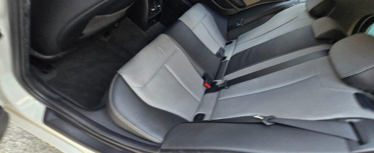 Bmw 118 118d 5p. Urban