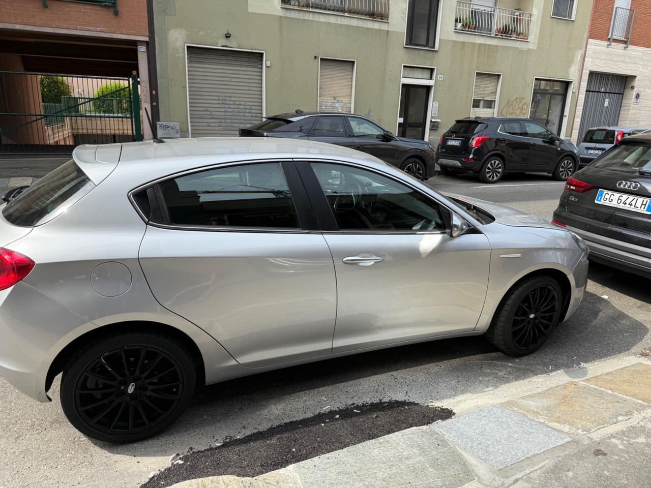 Alfa Romeo Giulietta 1.6 JTDm-2 120 CV Distinctive