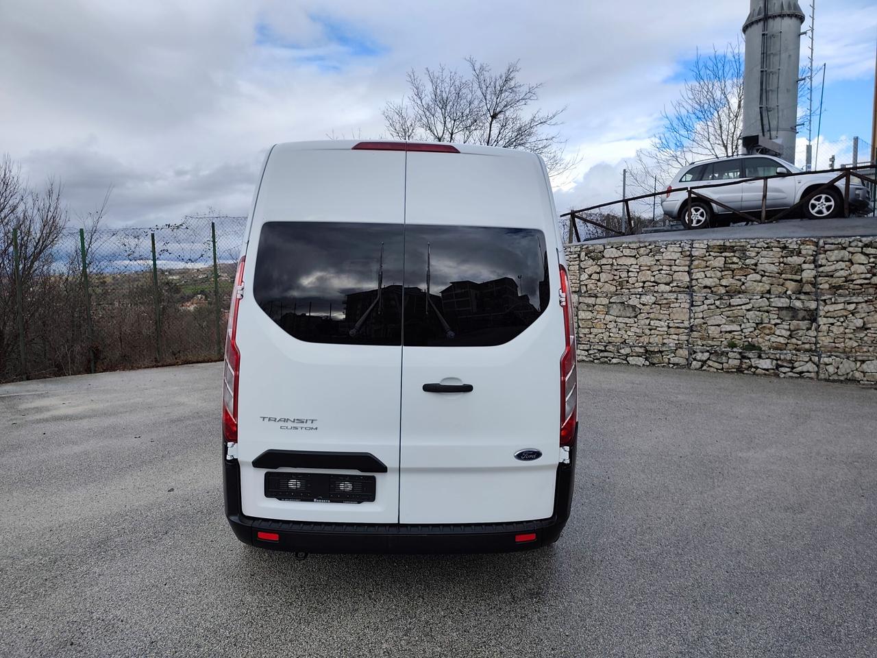 Ford Transit Custom 320 2.0 EcoBlue 130 L1 - H2, 9 Posti, Km Cert. Distribuzione OK! NAVI!