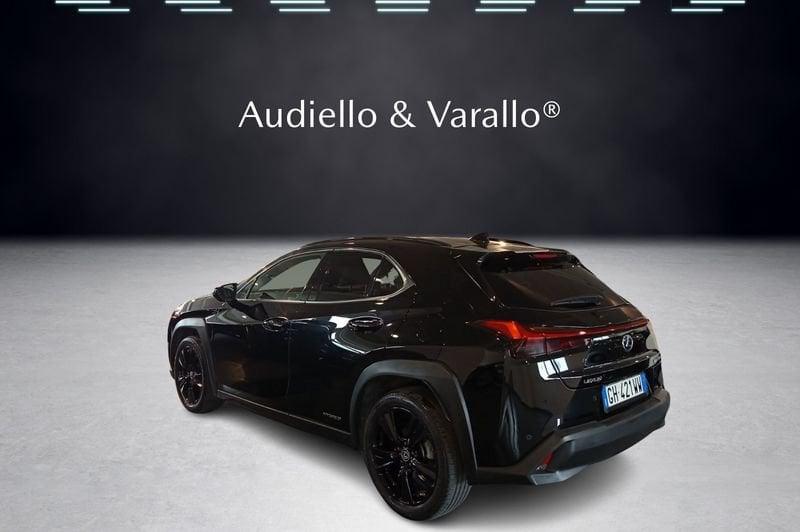 Lexus UX Hybrid 4WD Midnight