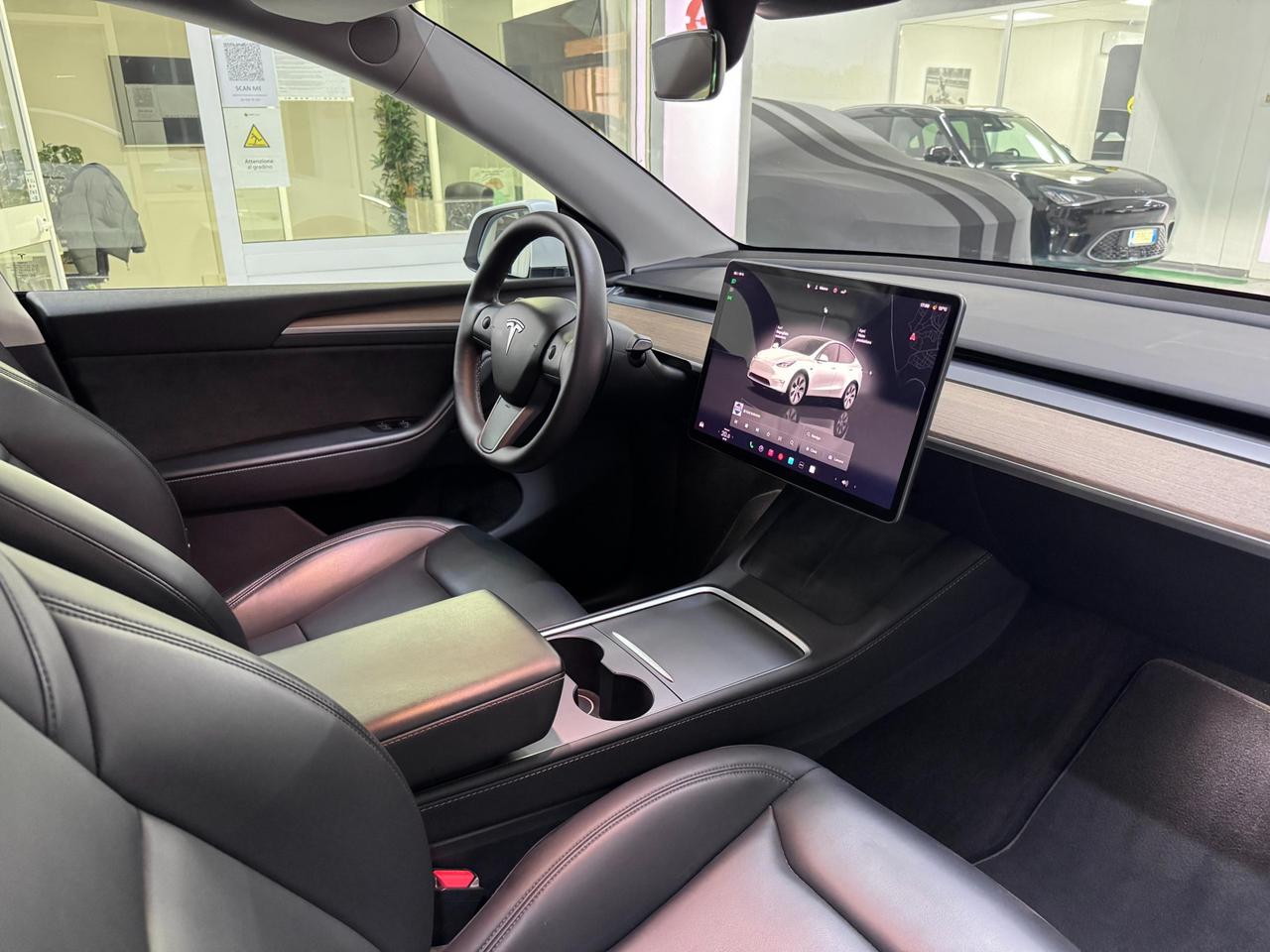 Tesla Model Y Long Range Dual Motor awd