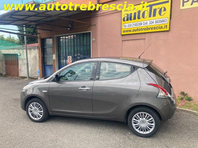 LANCIA Ypsilon 1.2 69 CV 5 porte Silver