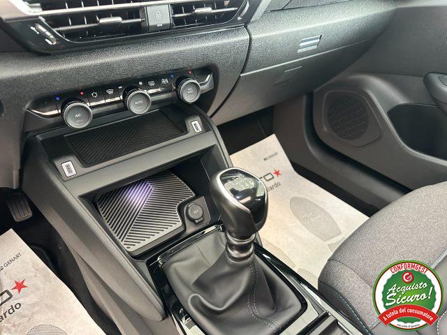 CITROEN C4 PureTech 130 S&S Shine