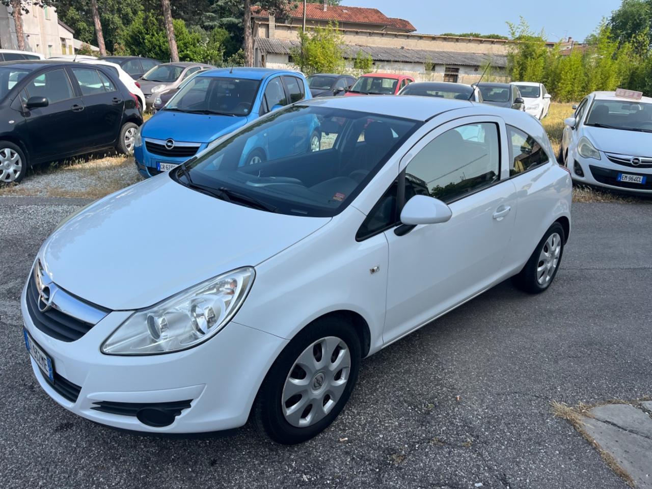 Opel Corsa 1.2 3 porte Club GPL ok neopatentati